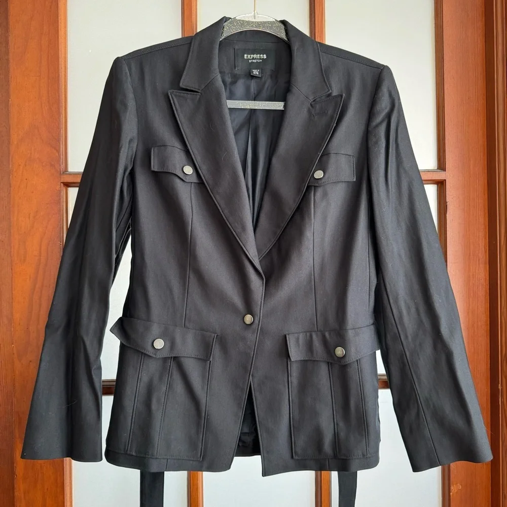 EXPRESS STRUCTURED BLAZER JACKET POCKETS STRETCHY NEW BELTED BLACK OFFICE NIGHT - Picture 1 of 9